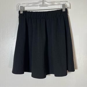 Persaya Circle Mini Skirt, Size Medium. In excellent condition!